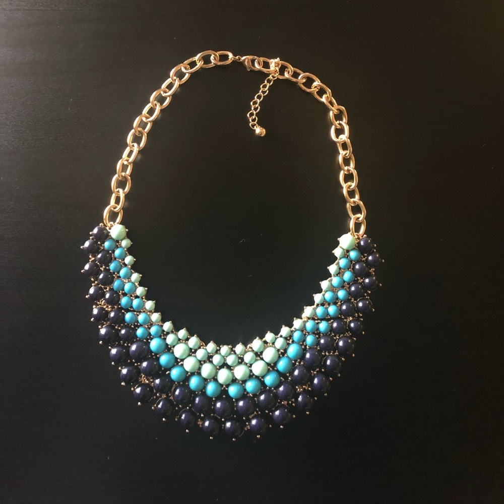 Statement piece necklace